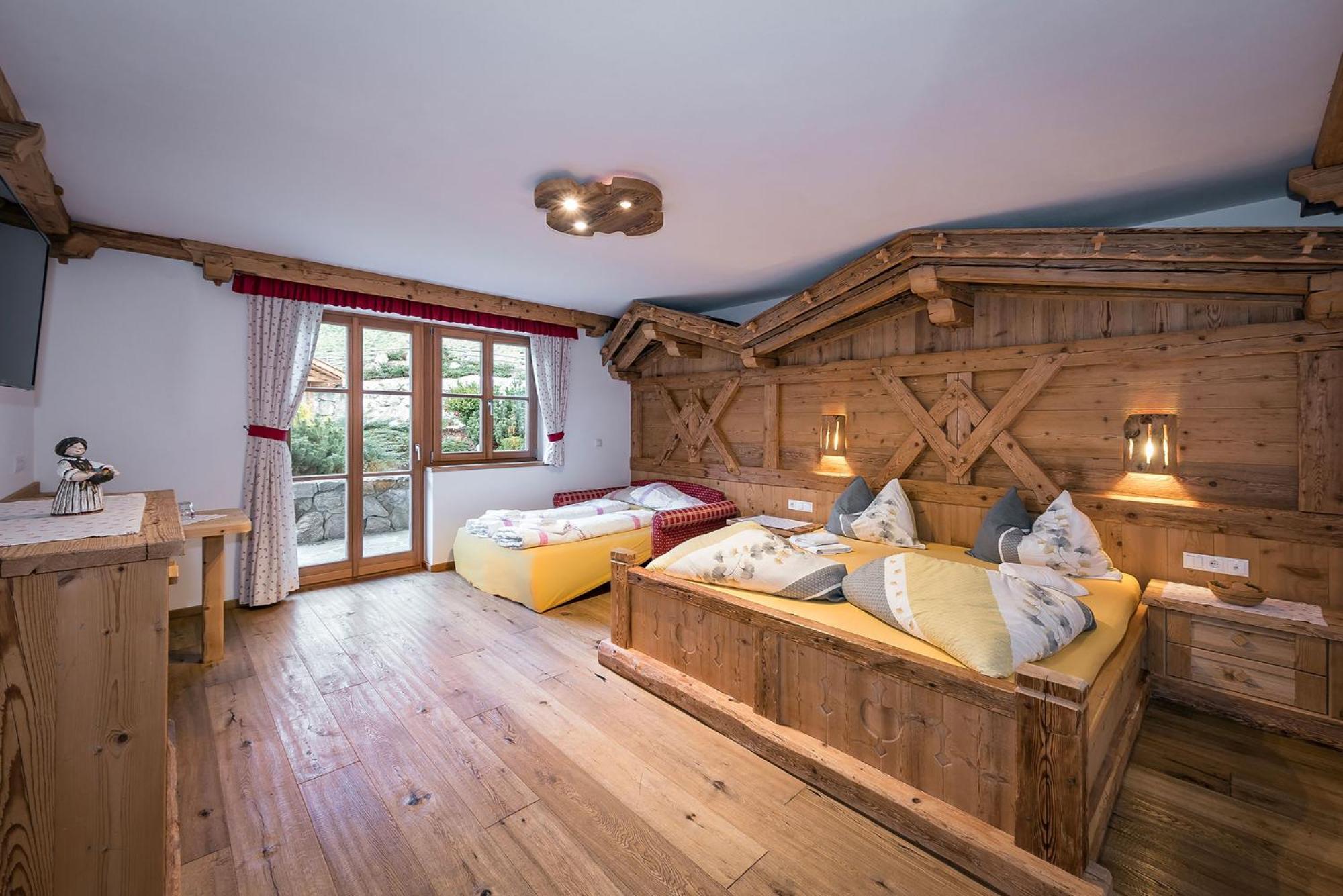 Chalets Almdorf Haidenberg Brunico Room photo