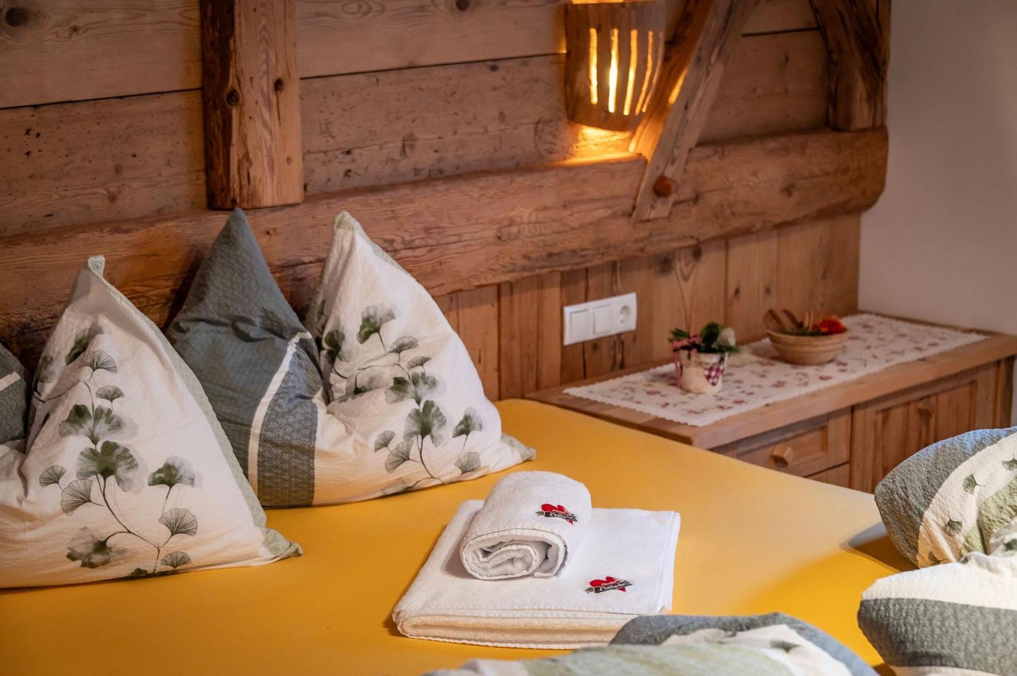 Chalets Almdorf Haidenberg Brunico Room photo